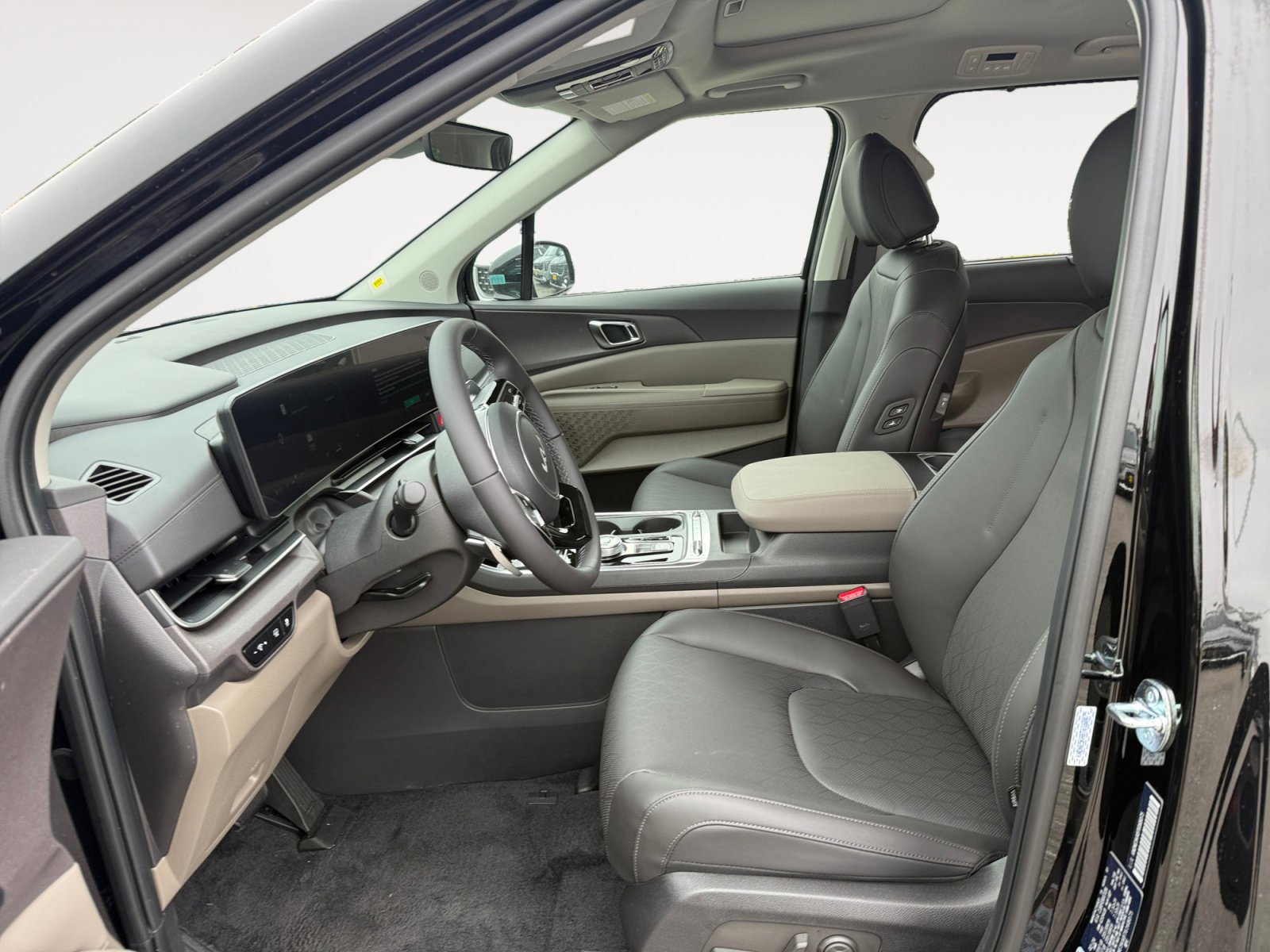 New 2026 Kia Carnival SX FWD image 10