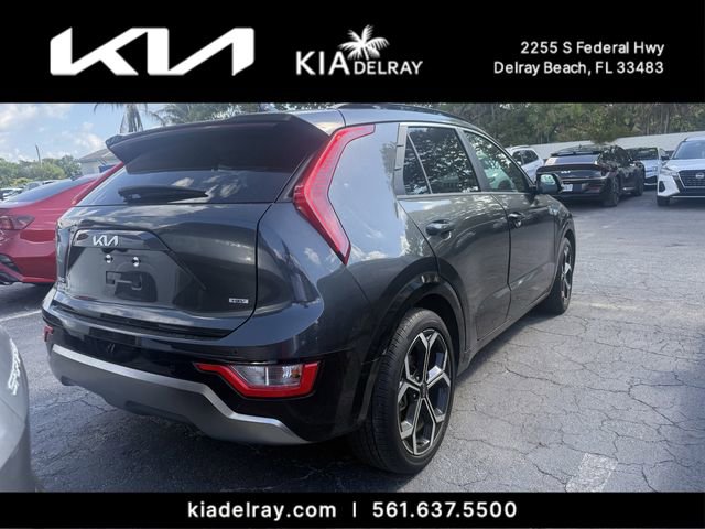 Used 2023 Kia Niro EX Touring image 2