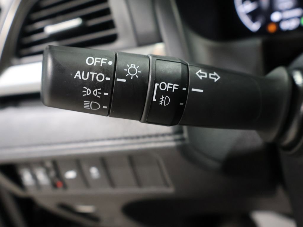 Used 2025 Honda Odyssey Sport-L image 32