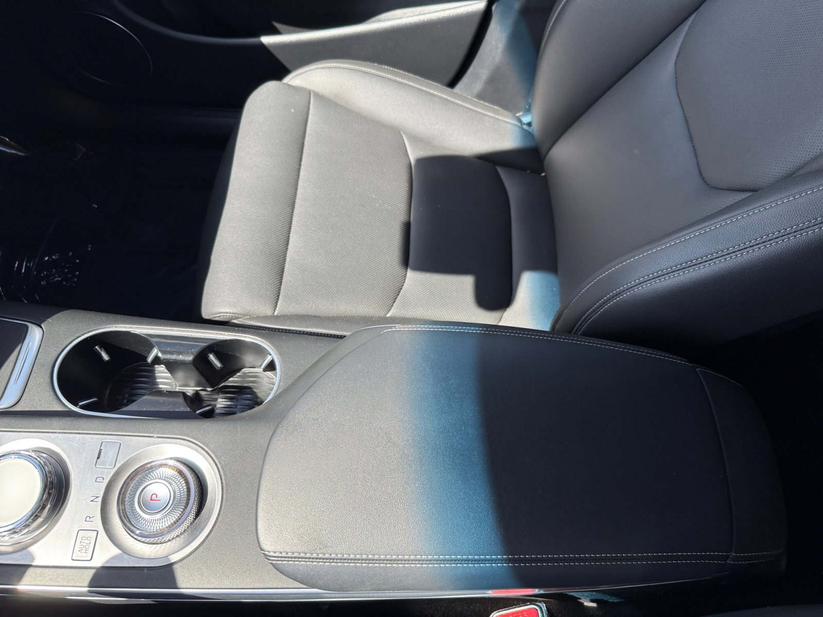 Used 2023 Genesis GV70 2.5T w/ Select Package image 14