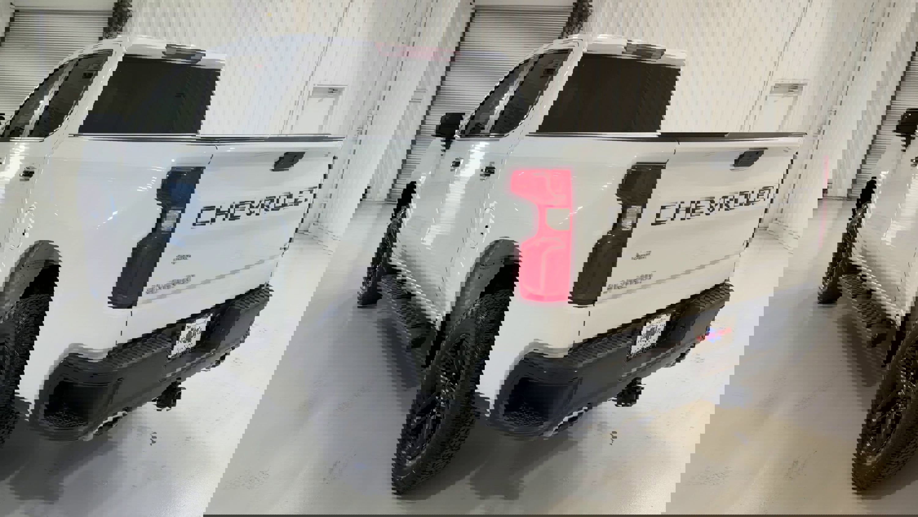 Used 2020 Chevrolet Silverado 1500 LT Trail Boss AWD/4WD image 8