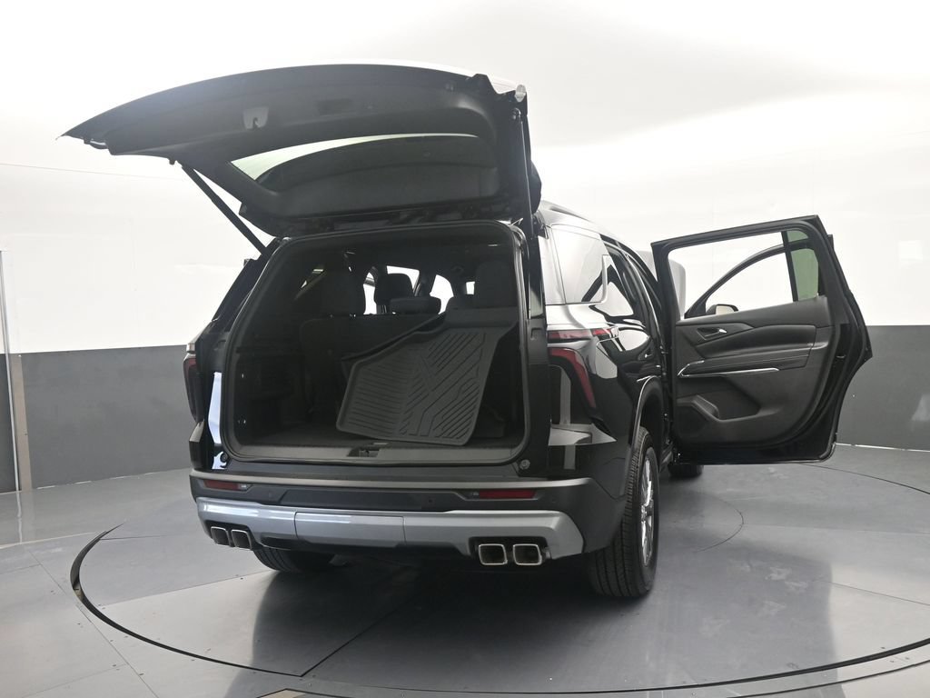 Used 2026 Chevrolet Traverse LT FWD image 74