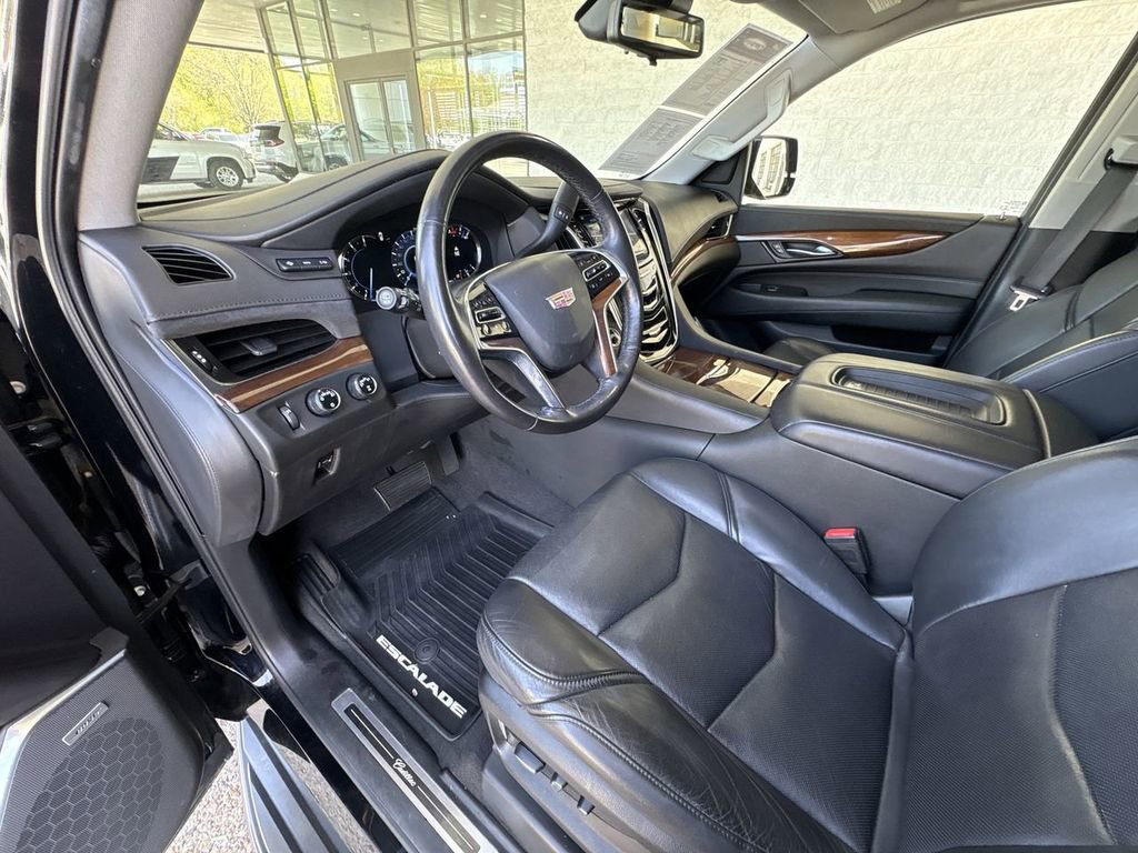 Certified 2020 Cadillac Escalade ESV Premium Luxury w/ Escalade Sport Edition image 10