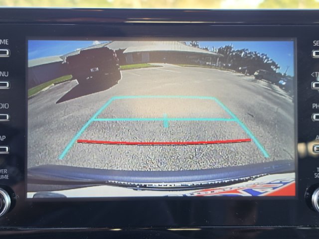Used 2020 Toyota Corolla SE FWD image 25