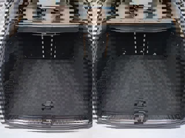 Used 2022 Mercedes-Benz GLC 300 4MATIC image 34