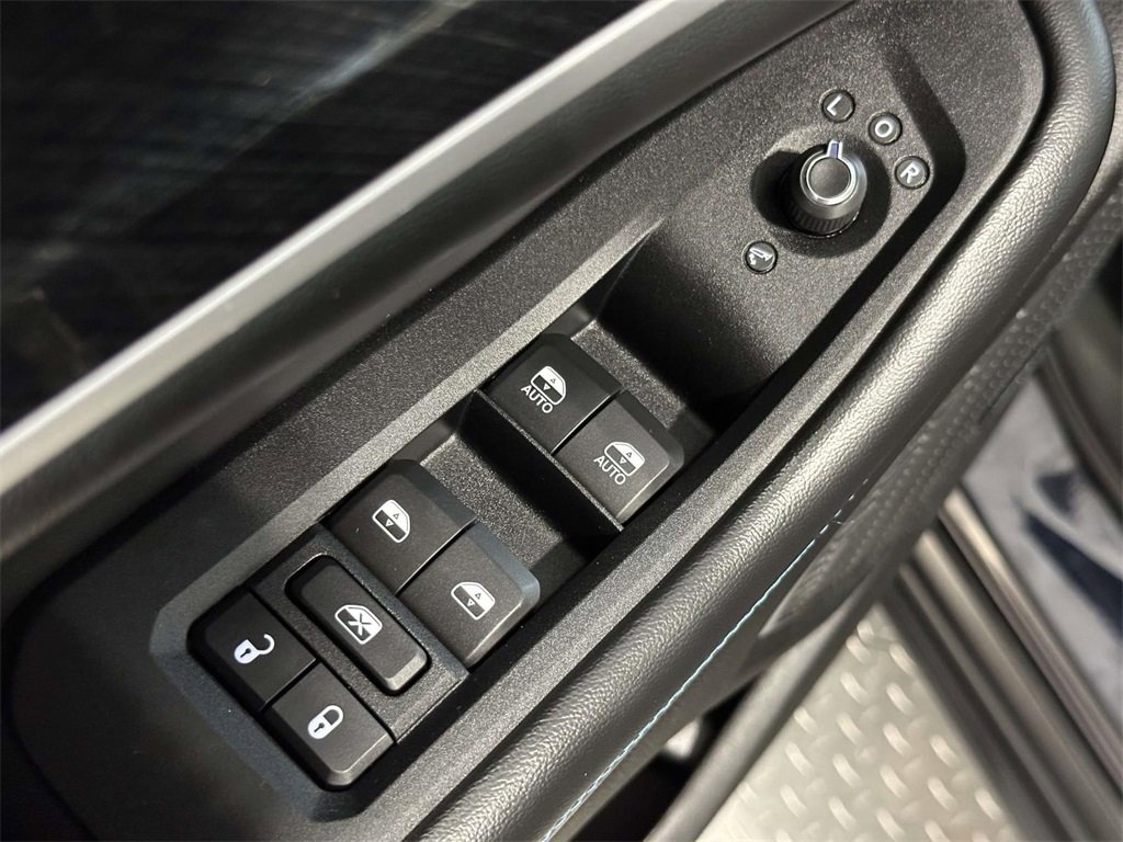 Used 2024 Jeep Grand Cherokee Trailhawk w/ Advanced Protech Group II image 27