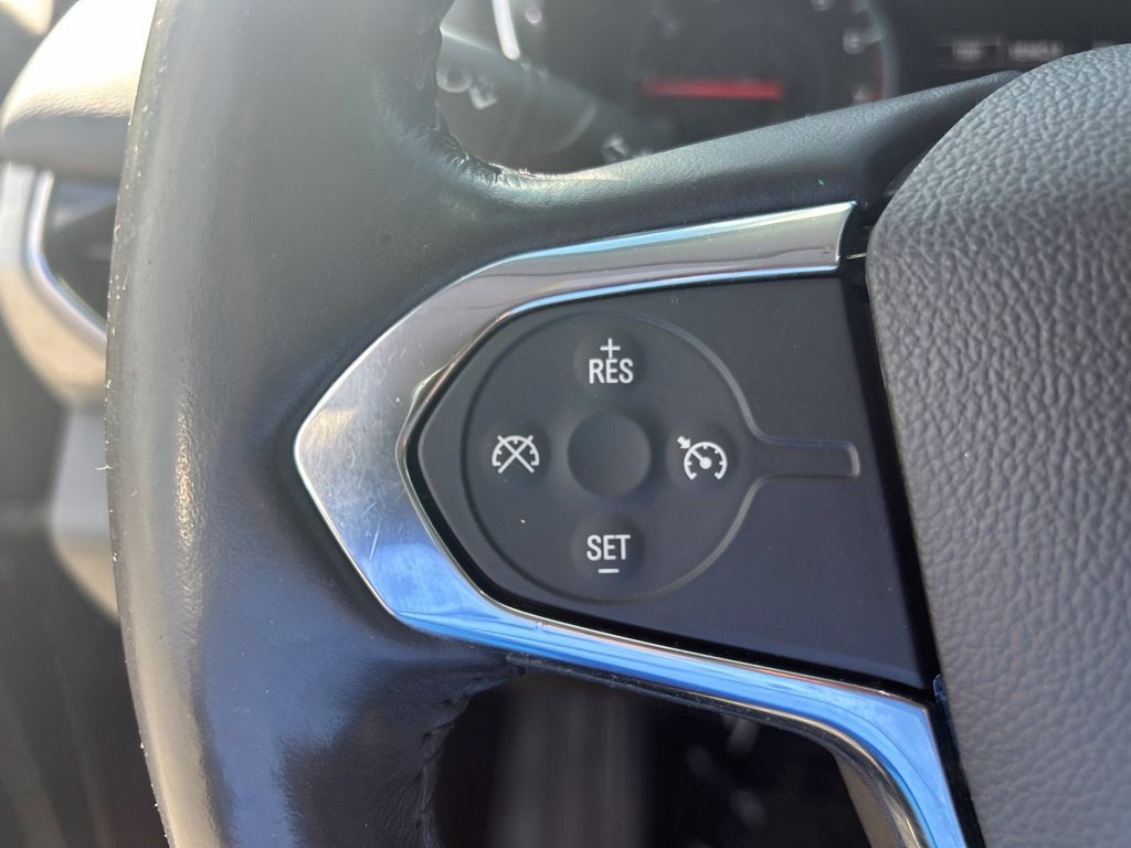 Used 2019 Chevrolet Traverse LT FWD image 46