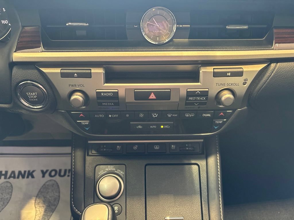 Used 2016 Lexus ES 350 w/ Luxury Package w/Wood Trim FWD image 32