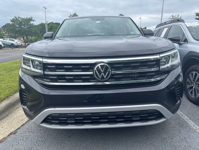 Used 2023 Volkswagen Atlas SE AWD/4WD image 2