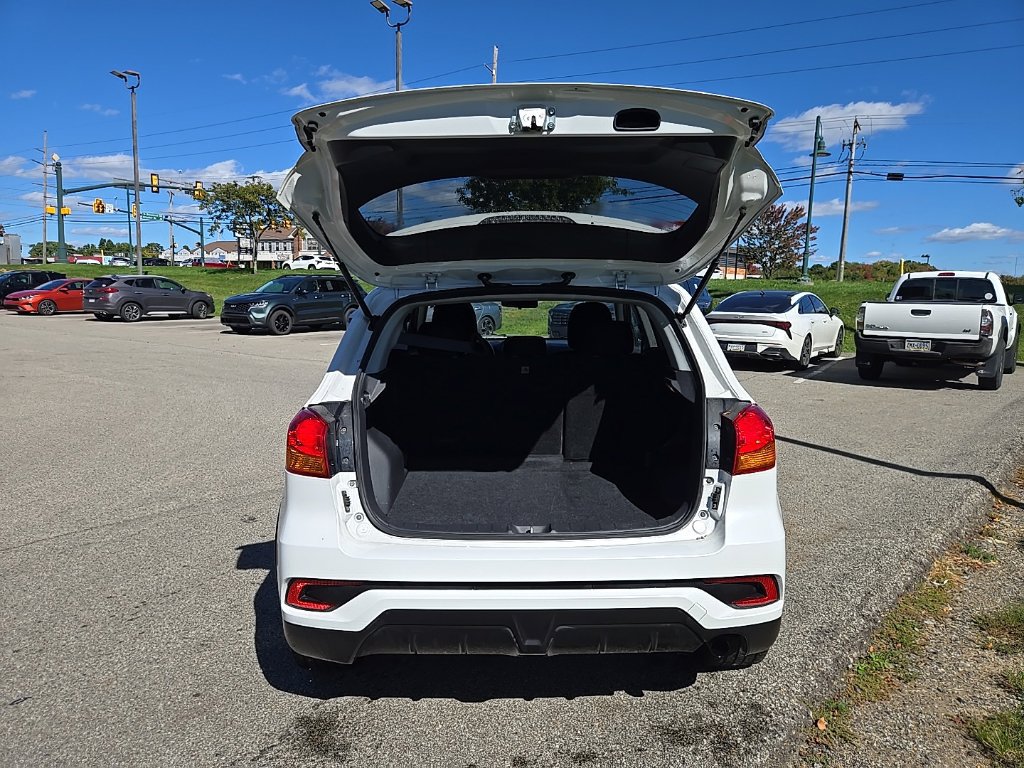 Used 2019 Mitsubishi Outlander Sport ES AWD/4WD image 5