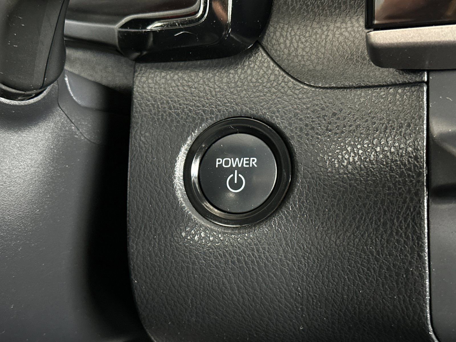 Used 2025 Toyota Camry LE w/ Convenience Package AWD/4WD image 19