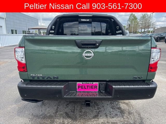 Used 2024 Nissan Titan SV w/ SV Bronze Edition Package image 4