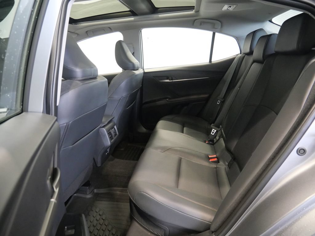 Used 2026 Toyota Camry XLE AWD/4WD image 26