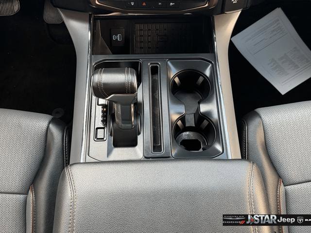 Used 2024 Ford F150 Lightning Pro AWD/4WD image 17