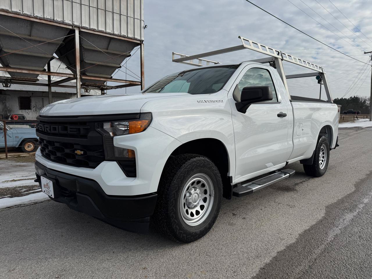 Used 2022 Chevrolet Silverado 1500 W/T w/ WT Value Package AWD/4WD image 1