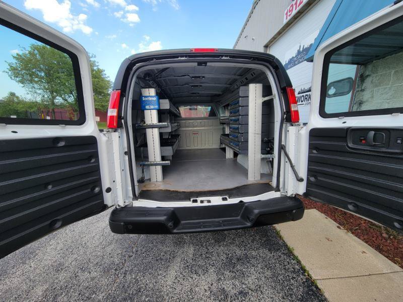 Used 2021 Chevrolet Express 2500 w/ Safety Package RWD image 17