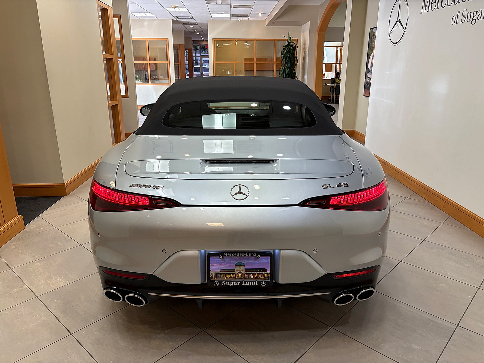 New 2026 Mercedes-Benz SL 43 AMG image 4