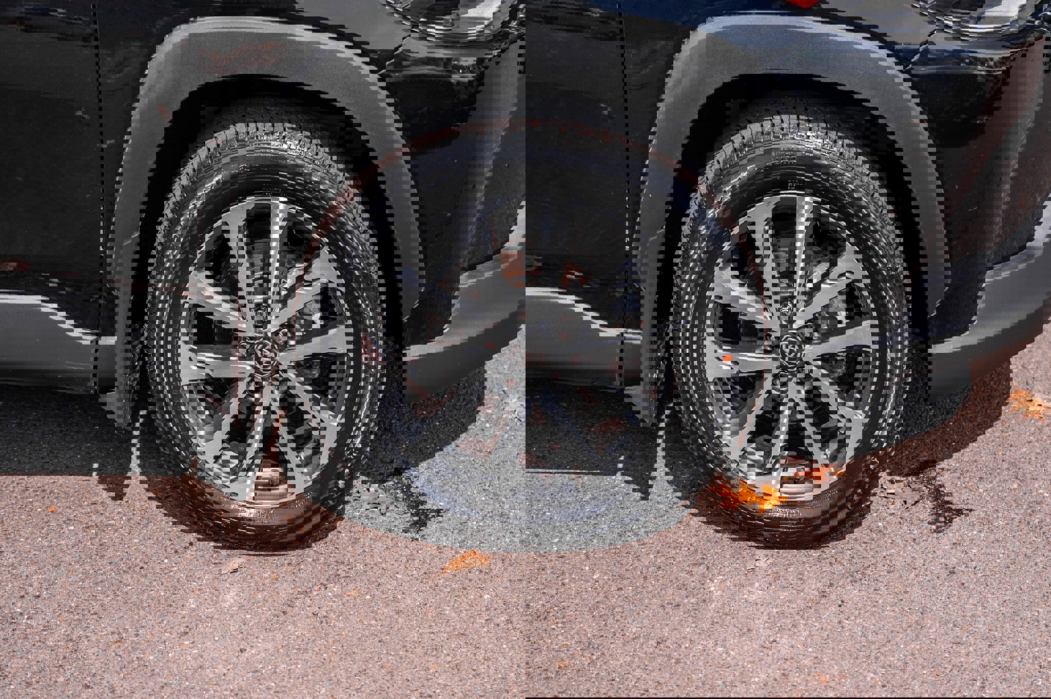 Used 2023 Toyota Corolla Cross XLE w/ Convenience Package image 7