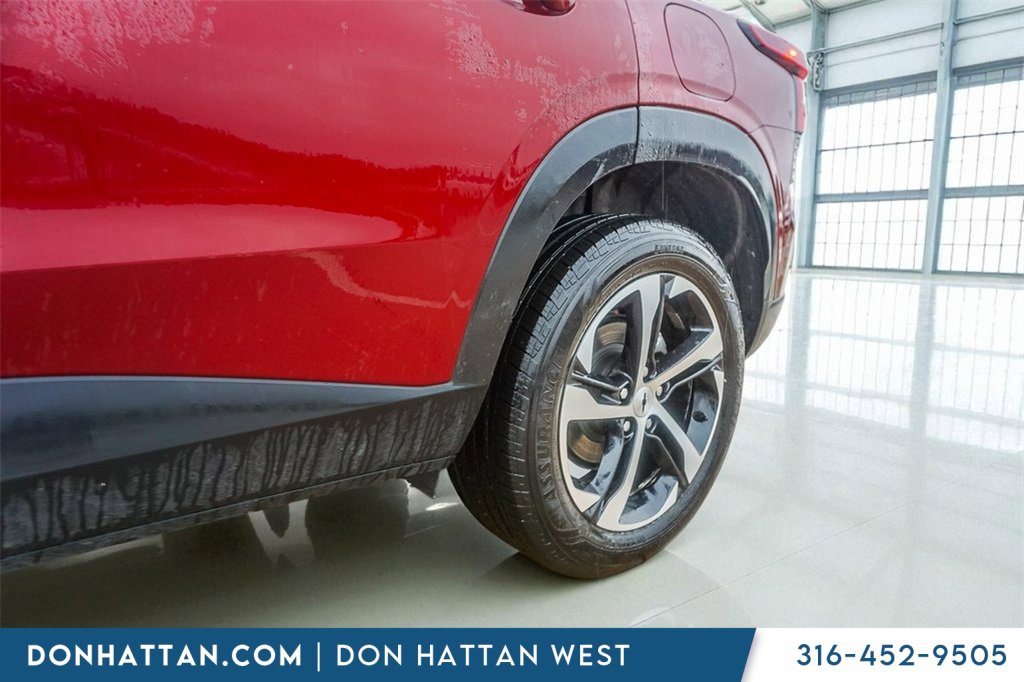 Used 2024 Chevrolet Trax RS image 29