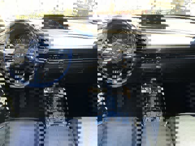 Used 2023 MAZDA CX-30 AWD 2.5 S w/ Premium Package image 19