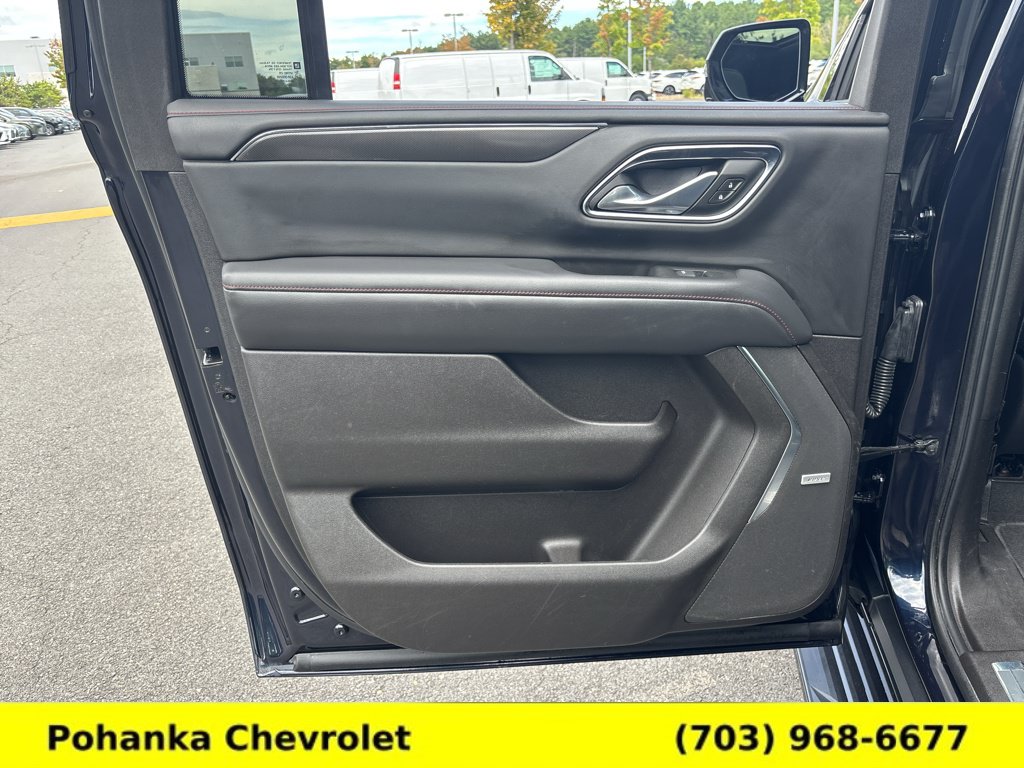 Used 2021 Chevrolet Suburban RST w/ Luxury Package AWD/4WD image 27