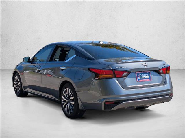 Used 2024 Nissan Altima 2.5 SV image 8
