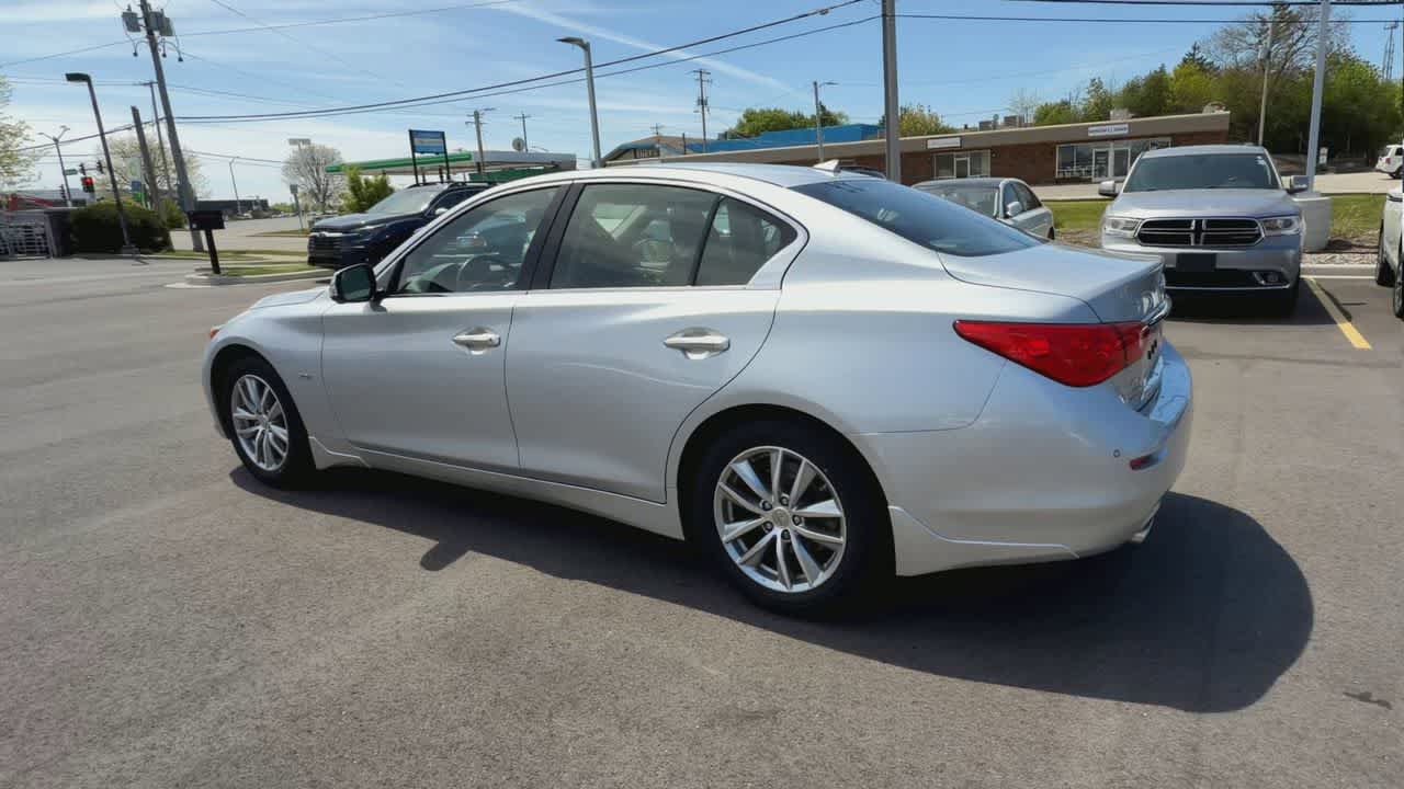 Used 2016 INFINITI Q50 Premium w/ Driver Assistance Package AWD/4WD image 6