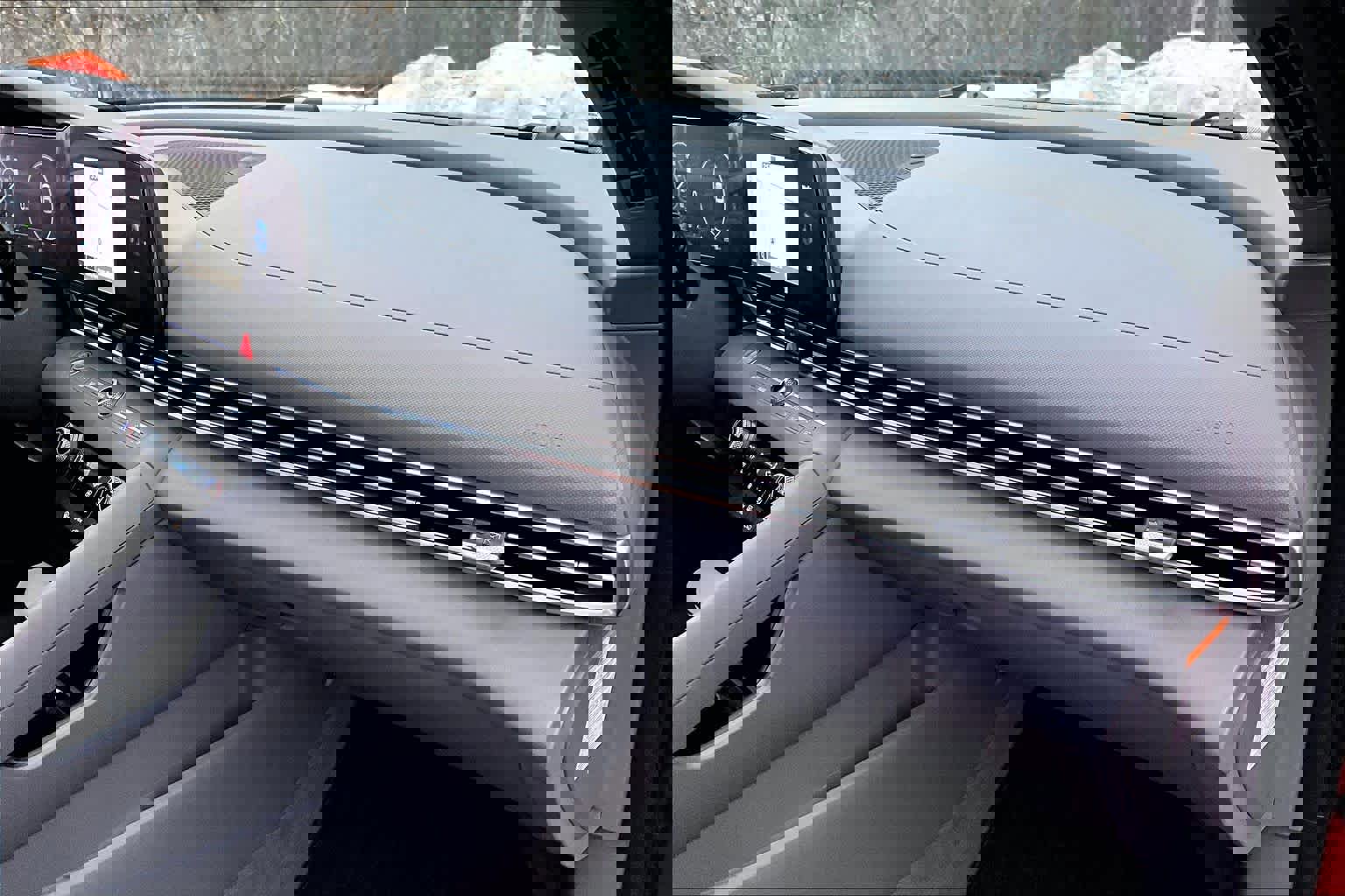 Used 2024 Hyundai Elantra Blue image 17