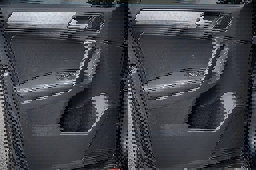 New 2024 Volkswagen Tiguan S image 19