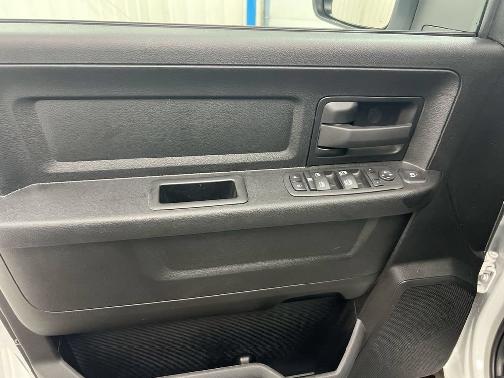 Used 2024 RAM 3500 Tradesman AWD/4WD image 21