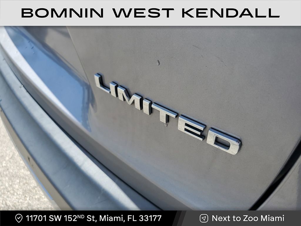 Used 2020 Jeep Cherokee Limited image 10