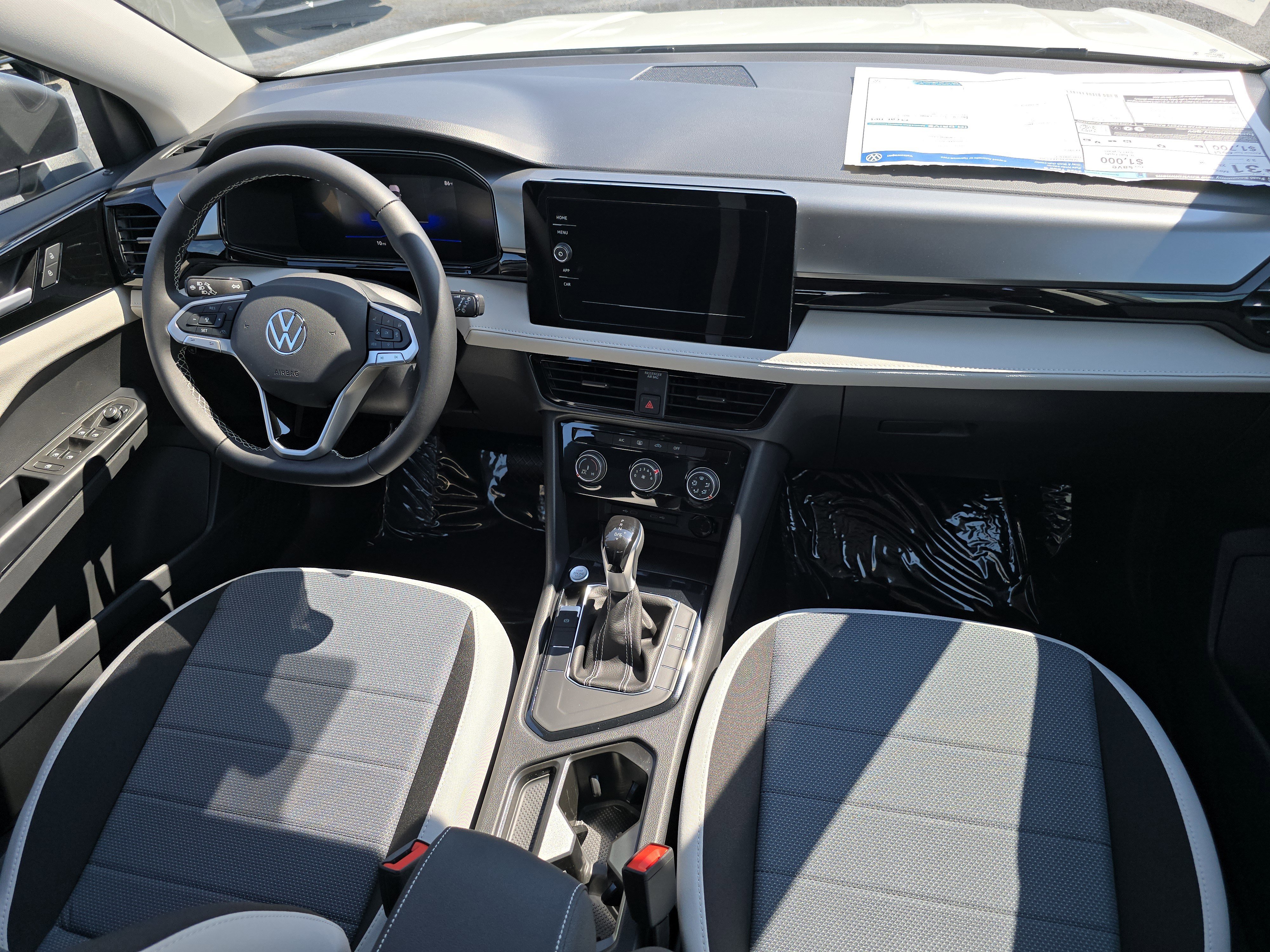 New 2025 Volkswagen Taos S image 19