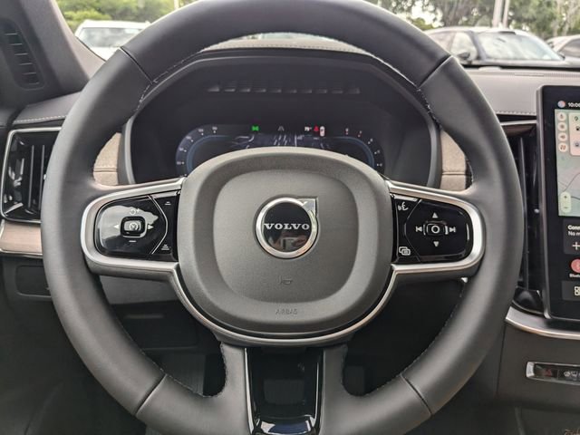 New 2025 Volvo XC90 B5 Plus w/ Protection Package Premier image 34