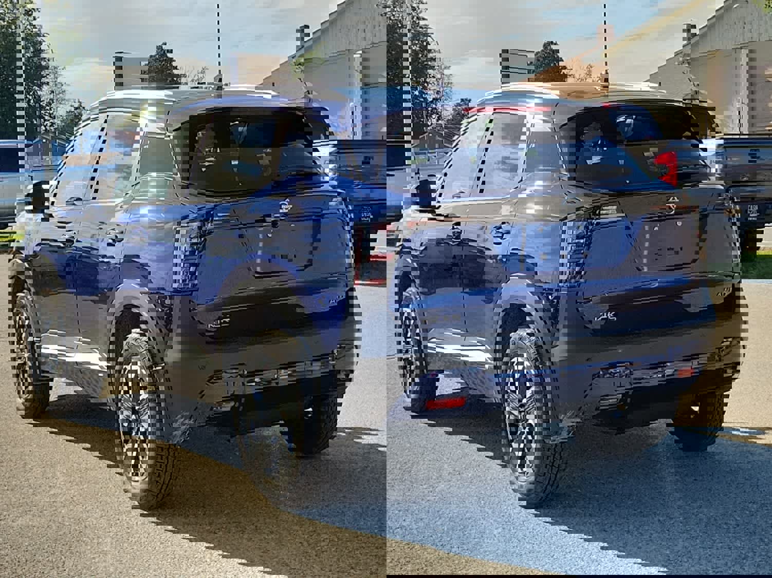 New 2026 Nissan Kicks SV w/ Cold Weather Package AWD/4WD image 4