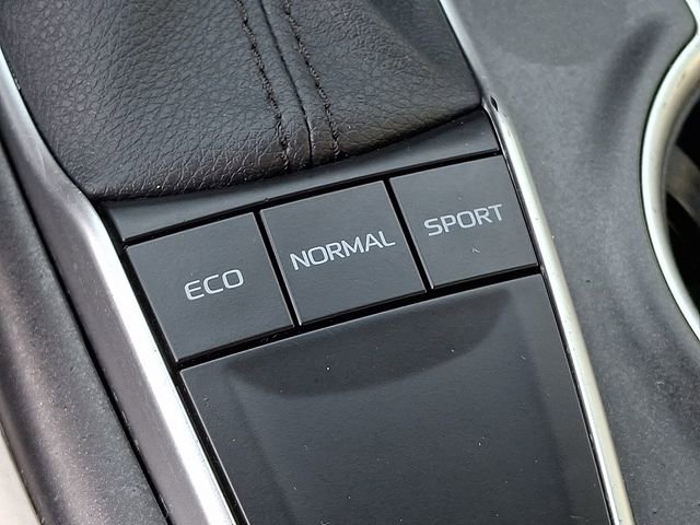 Used 2024 Toyota Camry LE image 25