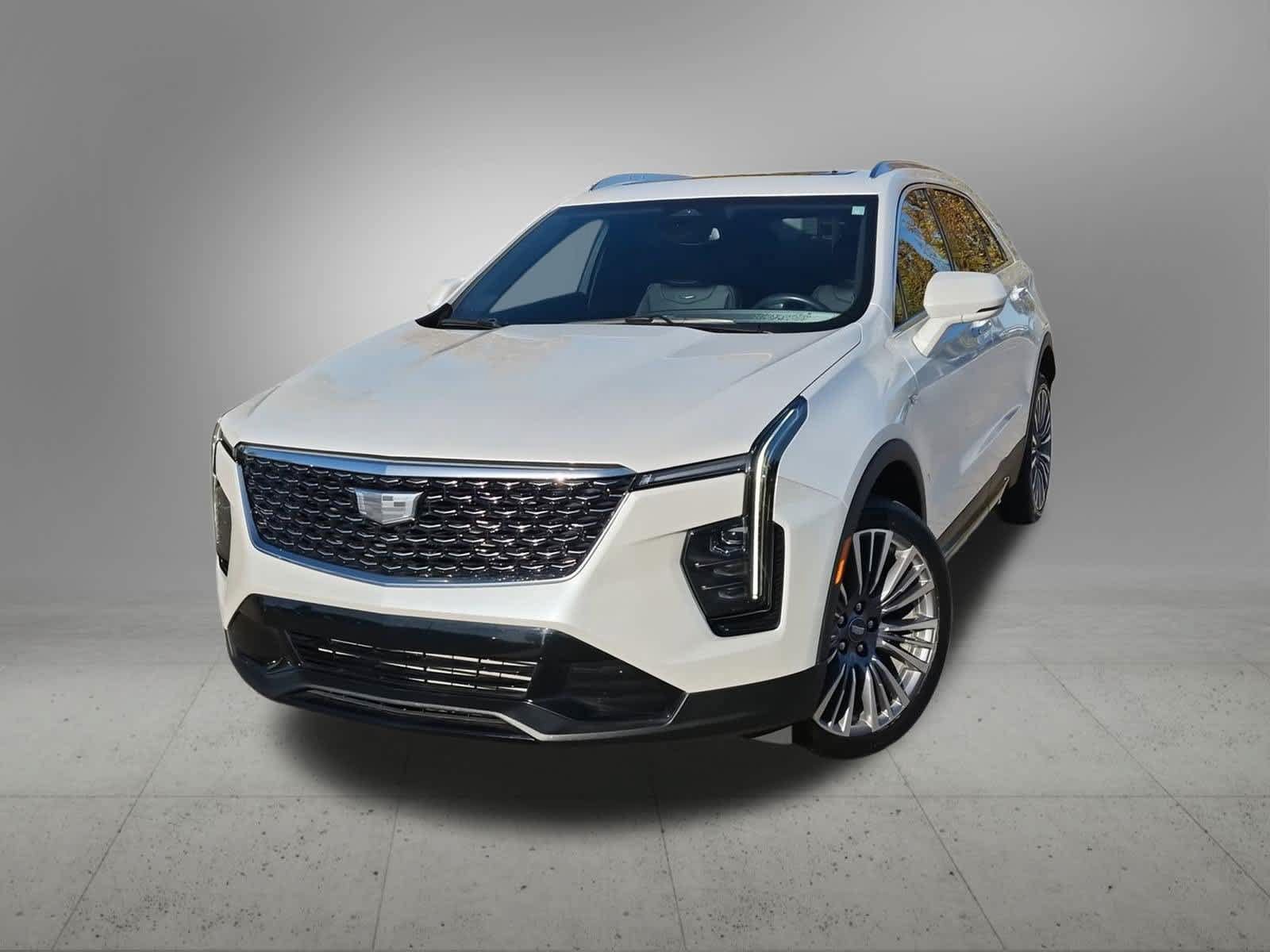 Used 2024 Cadillac XT4 Premium Luxury AWD/4WD image 1