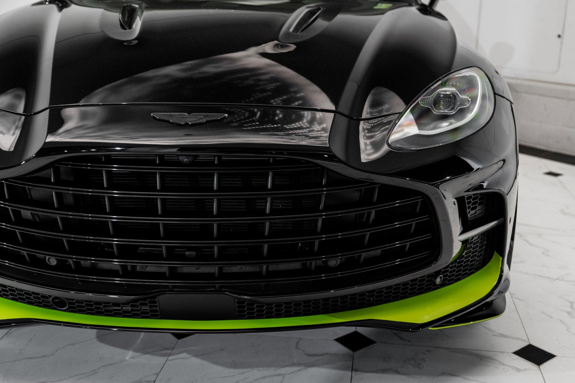 Used 2024 Aston Martin DBX 707 image 44