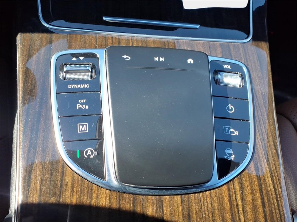 Used 2021 Mercedes-Benz GLC 300 4MATIC image 19