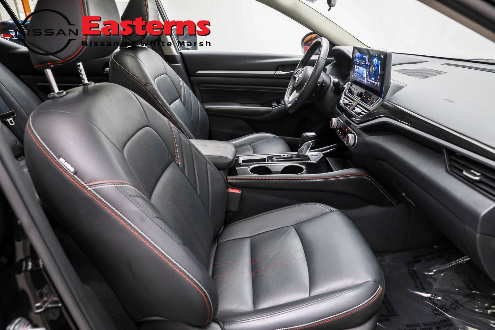 Used 2023 Nissan Altima 2.5 SR w/ SR Premium Package image 27