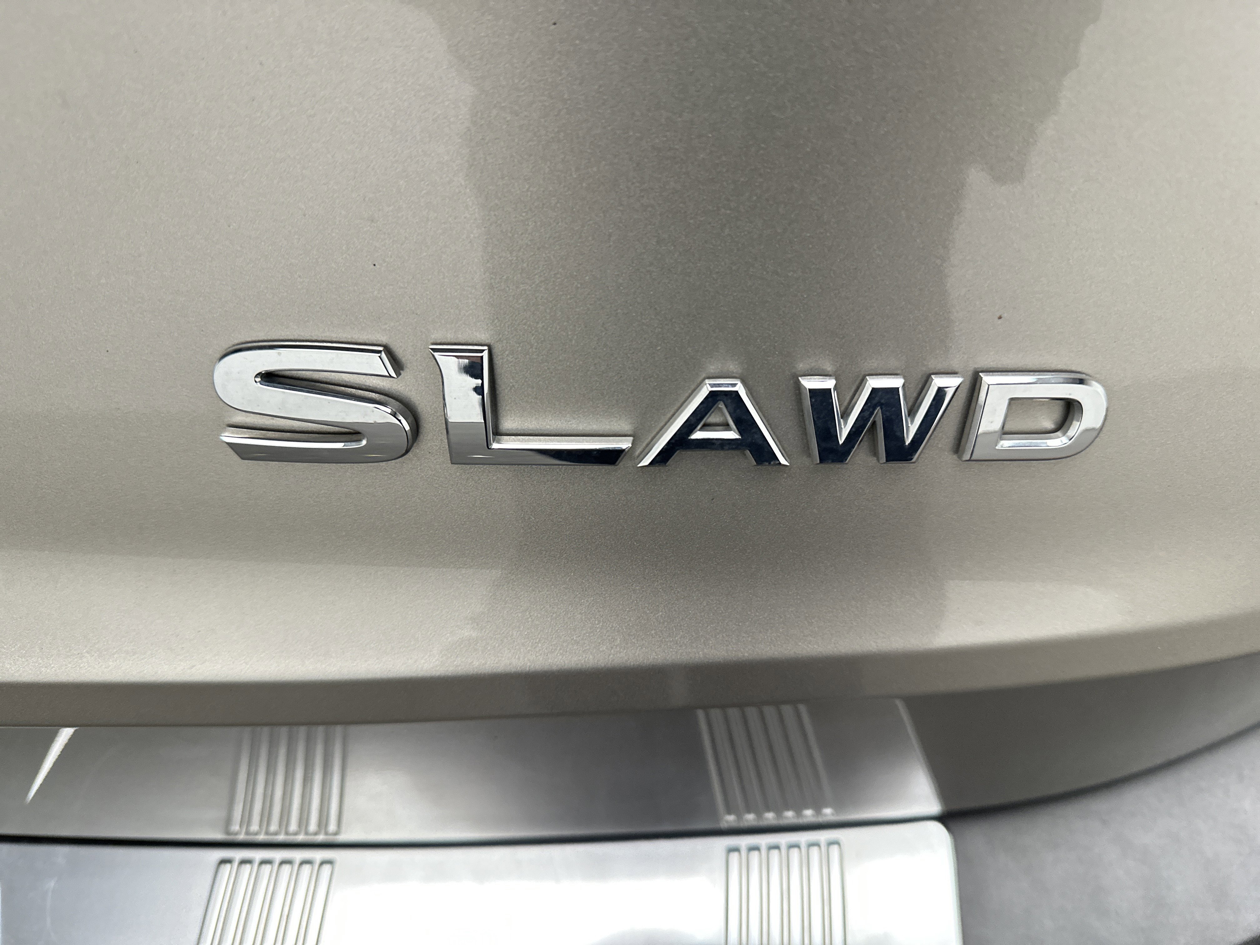 Used 2023 Nissan Rogue SL w/ SL Premium Package image 14