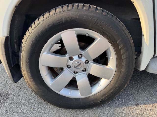 Used 2012 Nissan Armada SL w/ DVD FES Pkg image 20