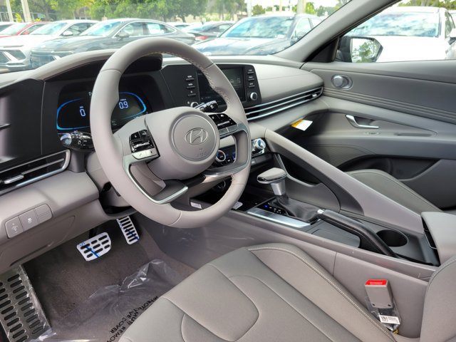 New 2026 Hyundai Elantra Sport FWD image 12
