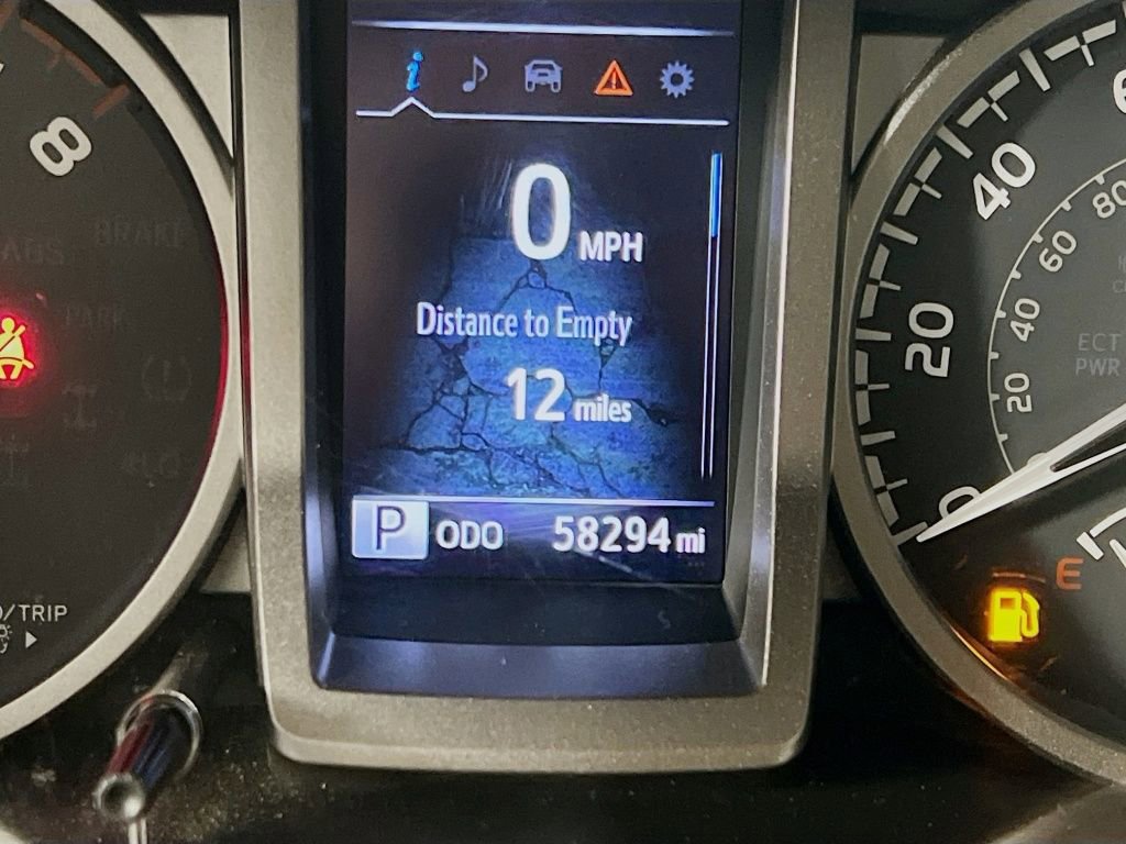 Used 2017 Toyota Tacoma SR5 image 12