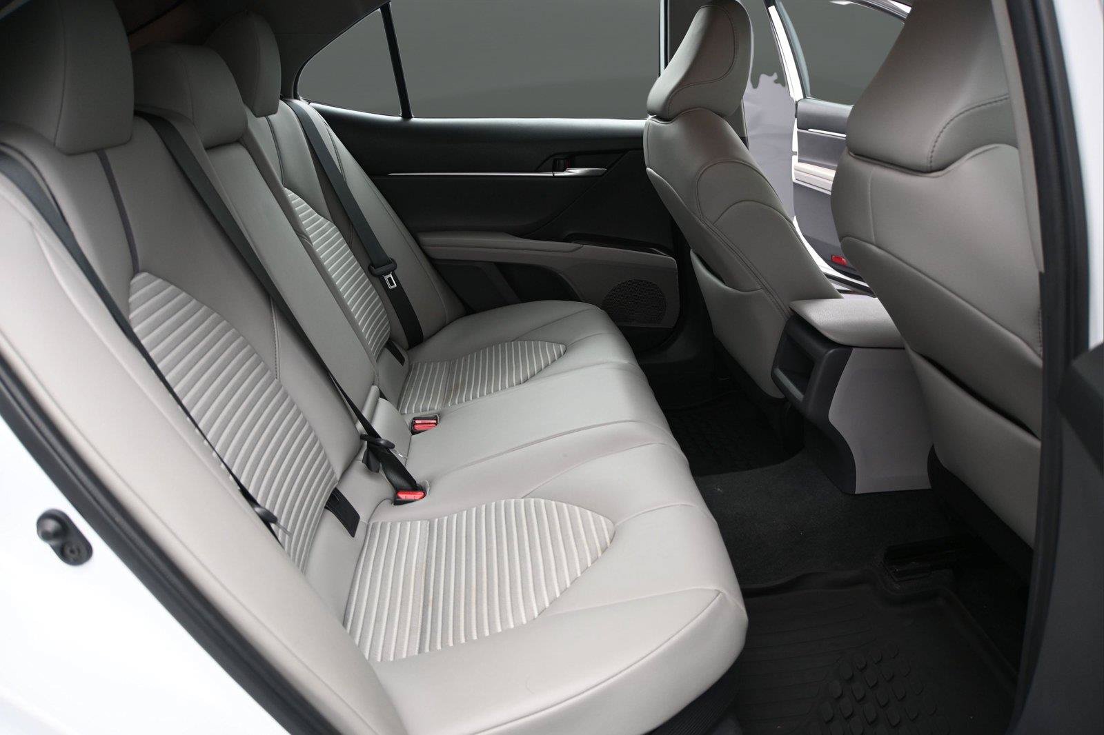 Used 2023 Toyota Camry SE FWD image 21