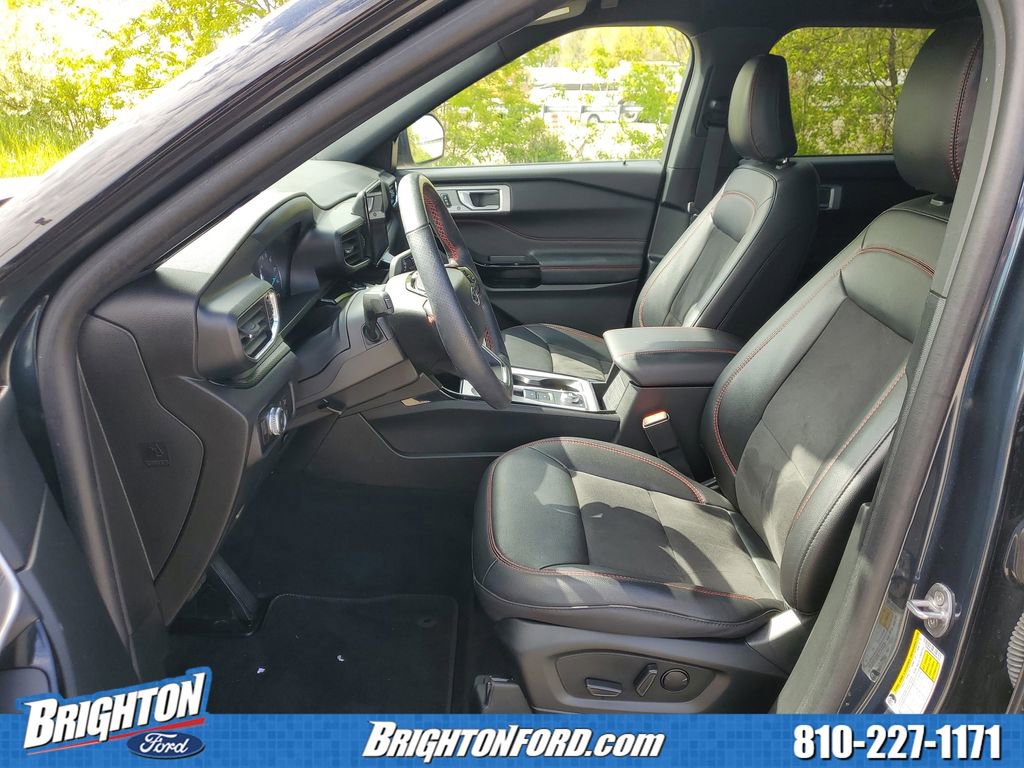 Certified 2023 Ford Explorer ST-Line AWD/4WD image 10