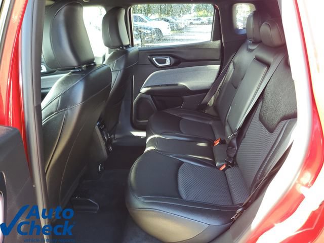 Used 2025 Jeep Compass Latitude AWD/4WD image 10