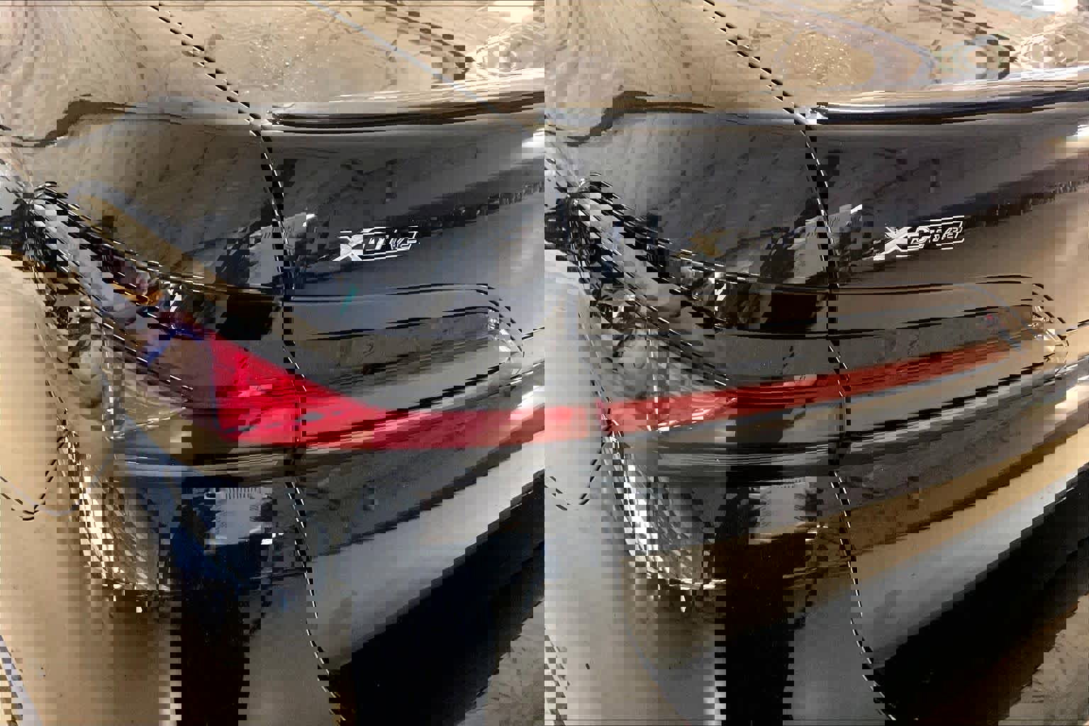 Certified 2023 BMW 760i xDrive w/ Executive Package image 26