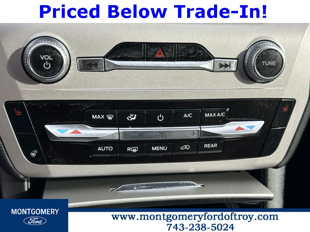 Used 2023 Ford Explorer XLT w/ Equipment Group 202A image 26