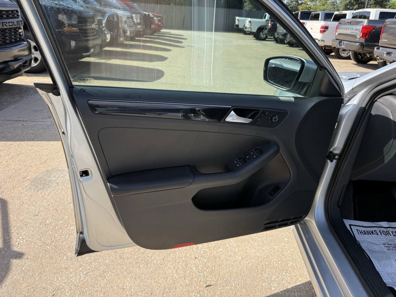 Used 2015 Volkswagen Jetta TDI SEL FWD image 8