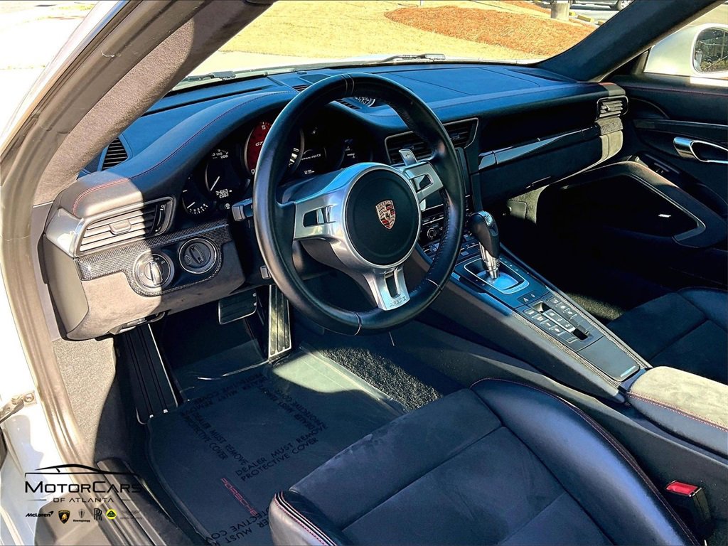 Used 2015 Porsche 911 Carrera 4 GTS image 13